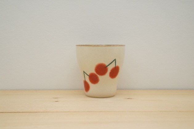 湯呑（さくらんぼ）