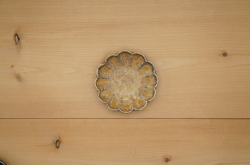 豆皿（菊形/絹衣）