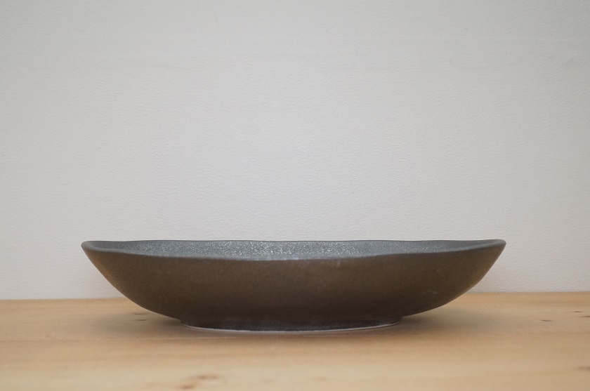 楕円深皿（oval/ブラック） | カレー皿・パスタ皿 | うつわ market