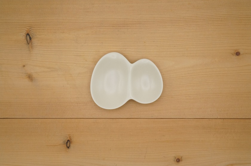 カトラリーレスト（バタフライ/ベージュ）