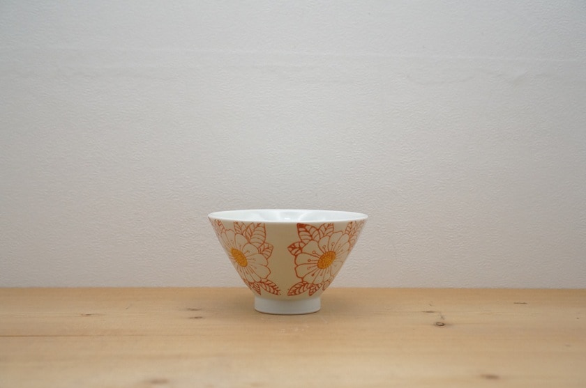 お茶碗　(波佐見焼/大輪/オレンジピンク)
