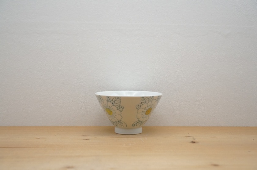 お茶碗　(波佐見焼/大輪/ライトブルー)