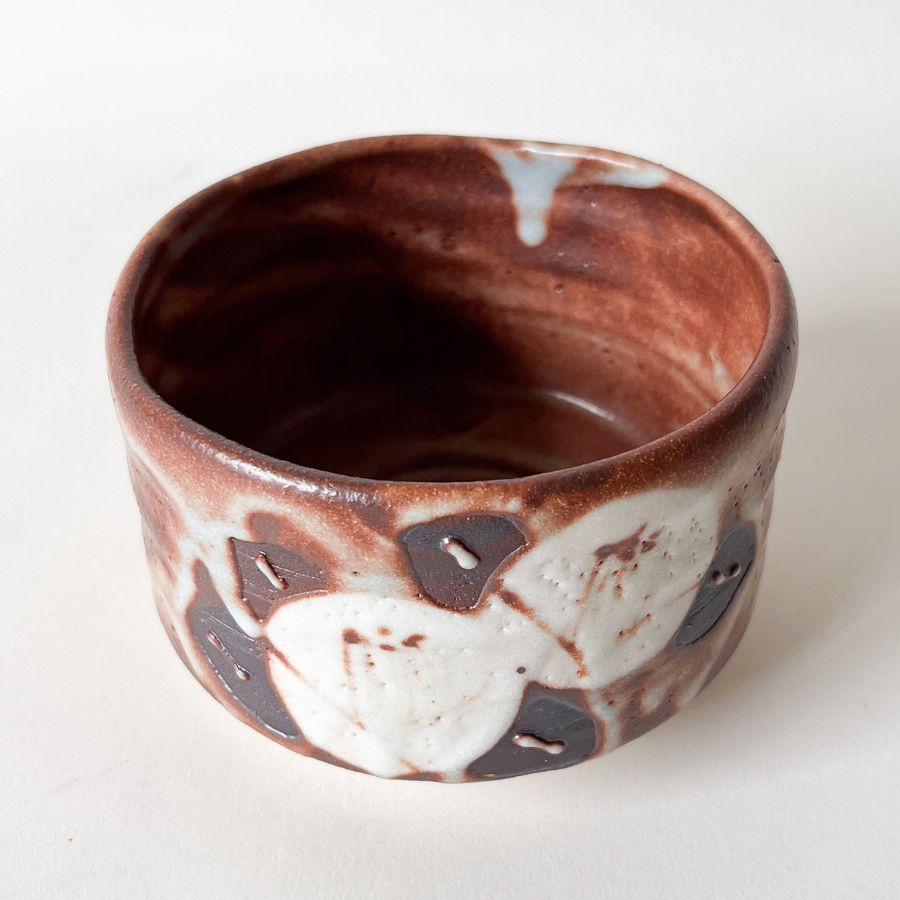 ��̥ �ֻ��� �� ��������Ω��TAKUMI Aka Shino Camellia Matcha Bowl