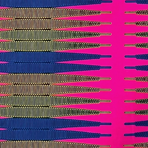 アフリカンプリント生地 0.5m(50cm)単位 AP-12595 エンクルマ博士 ペン ピンク地