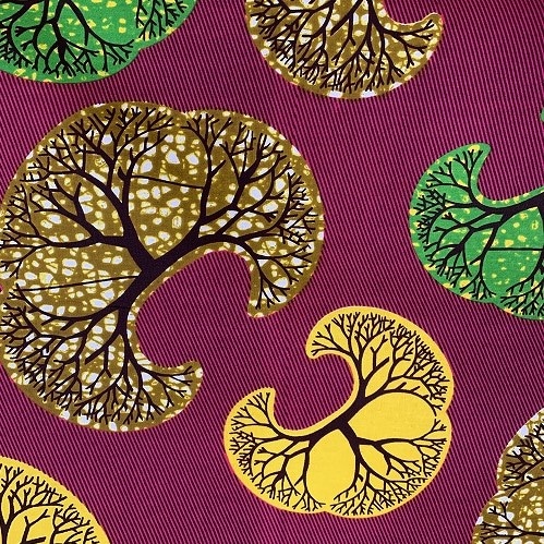 ＜sale＞アフリカンプリント生地 0.5m(50cm)単位 AP-12707　空飛ぶ三本バオバブ 濃ピンク系