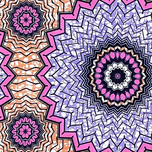 ＜sale＞アフリカンプリント生地 0.5m(50cm)単位 AP-12762 お花のスピログラフ ピンク 薄紫