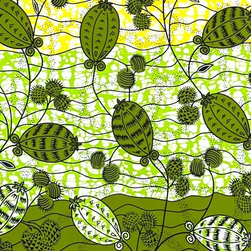 ＜sale＞アフリカンプリント生地 50cm単位 AP-13138　ひっつきむし 風船カズラ 抹茶緑