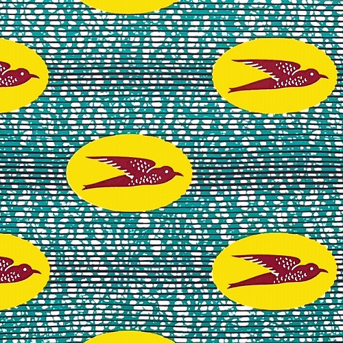 アフリカンプリント 布 生地 50cm単位 AP-13446  飛ぶ鳥 赤ツバメ 黄色 ブルー地  アフリカ 布 ブロード カットクロス ハンドメイド パッチワーク エコバッグ 手芸材料 ダンス 舞台 衣装 通園通学に