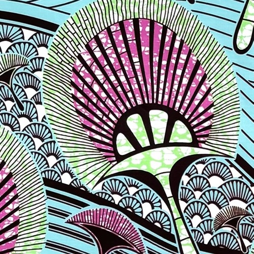 アフリカンプリント 布 生地 50cm単位 AP-13540  浮遊する綿毛うちわ 青地  アフリカ 布 ブロード カットクロス ハンドメイド パッチワーク エコバッグ 手芸材料 ダンス 舞台 衣装 通園通学に