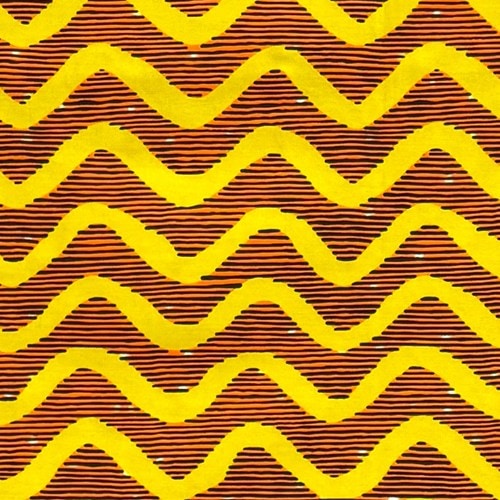 アフリカンプリント 布 生地 50cm単位 AP-13695　イエローウェーブ オレンジ地 濃紺線 　アフリカ 布 ブロード カットクロス ハンドメイド パッチワーク エコバッグ 手芸材料 ダンス 舞台 衣装 通園通学に 