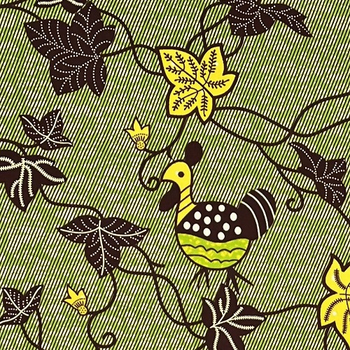 アフリカンプリント 布 生地 50cm単位 AP-13725　ホロホロ鳥 つぶらな瞳 アイビー 薄抹茶色地 焦げ茶 黄色　アフリカ 布 ブロード カットクロス ハンドメイド パッチワーク エコバッグ 手芸材料 ダンス 舞台 衣装 通園通学に