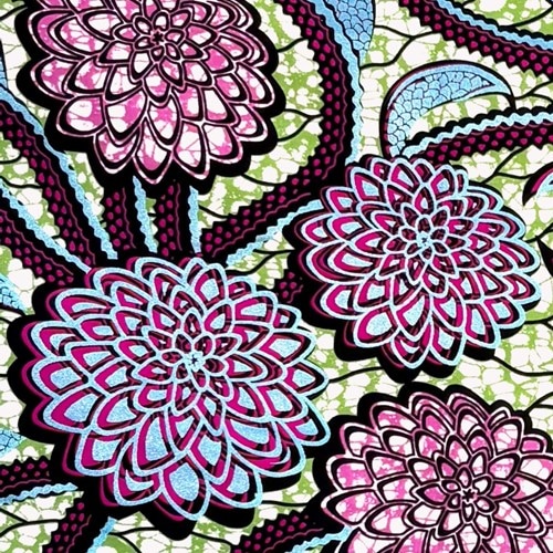 アフリカンプリント 布 生地 50cm単位 AP-13739　ポンポンマム野原 ピンク ブルーラメ 濃ピンクの花と茎 抹茶色地　アフリカ 布 ブロード カットクロス ハンドメイド パッチワーク エコバッグ 手芸材料 ダンス 舞台 衣装 通園通学に