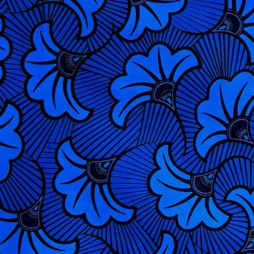 アフリカンプリント 布 生地 50cm単位 AP-13759　結婚式のブーケ 水中花 ブルー 青　アフリカ 布 ブロード カットクロス ハンドメイド パッチワーク エコバッグ 手芸材料 ダンス 舞台 衣装 通園通学に