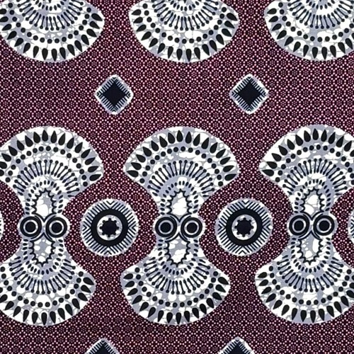 アフリカンプリント 布 生地 50cm単位 AP-13773　トライブ文様 盾 ピンクｘ黒で紫に見える地　アフリカ 布 ブロード カットクロス ハンドメイド パッチワーク エコバッグ 手芸材料 ダンス 舞台 衣装 通園通学に