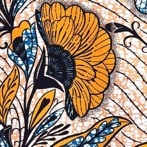 アフリカンプリント 布 生地 50cm単位 AP-13785　ゆらゆら大輪の花 ブルー オレンジ パウダーオレンジ色地　アフリカ 布 ブロード カットクロス ハンドメイド パッチワーク エコバッグ 手芸材料 ダンス 舞台 衣装 通園通学に