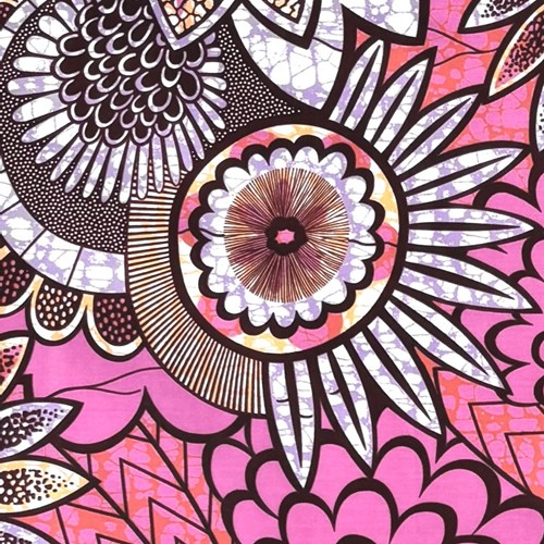 アフリカンプリント 布 生地 50cm単位 AP-13791　自己主張強めの花 カワイイピンク色　アフリカ 布 ブロード カットクロス ハンドメイド パッチワーク エコバッグ 手芸材料 ダンス 舞台 衣装 通園通学に