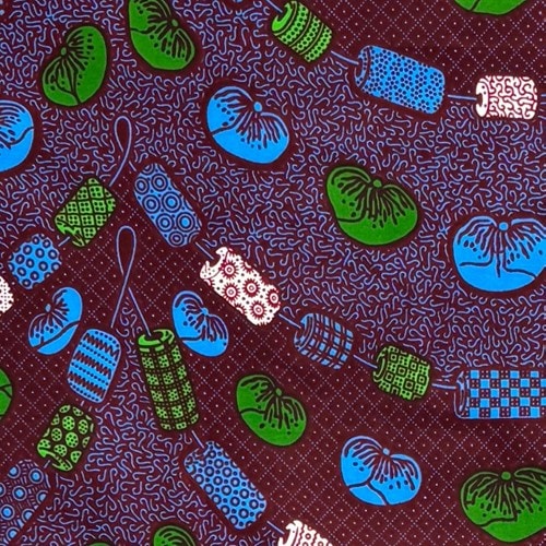 アフリカンプリント 布 生地 50cm単位 AP-13797　ビーズ 木の実 ブルー 赤 緑 こげ茶色地　アフリカ 布 ブロード カットクロス ハンドメイド パッチワーク エコバッグ 手芸材料 ダンス 舞台 衣装 通園通学