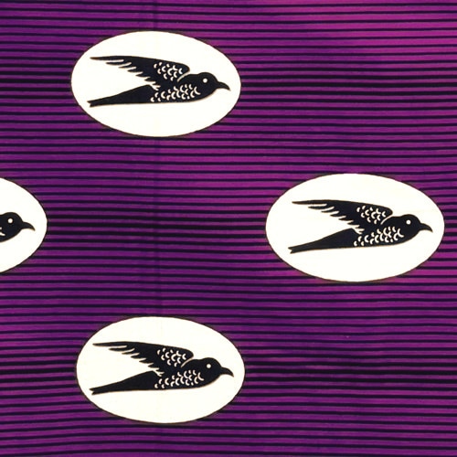 アフリカンプリント 布 生地 50cm単位 AP-13815　飛ぶ鳥 ツバメ 濃紫 濃紺鳥　アフリカ 布 ブロード カットクロス ハンドメイド パッチワーク エコバッグ 手芸材料 ダンス 舞台 衣装 通園通学に