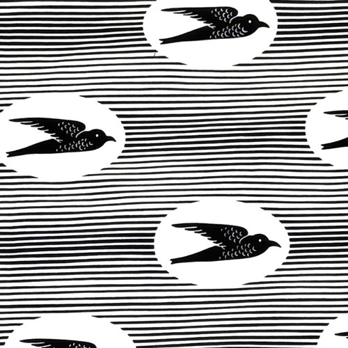 アフリカンプリント 布 生地 50cm単位 AP-13881　飛ぶ鳥 ツバメ 白黒 モノトーン 白地　アフリカ 布 ブロード カットクロス ハンドメイド パッチワーク エコバッグ 手芸材料 ダンス 舞台 衣装 通園通学に