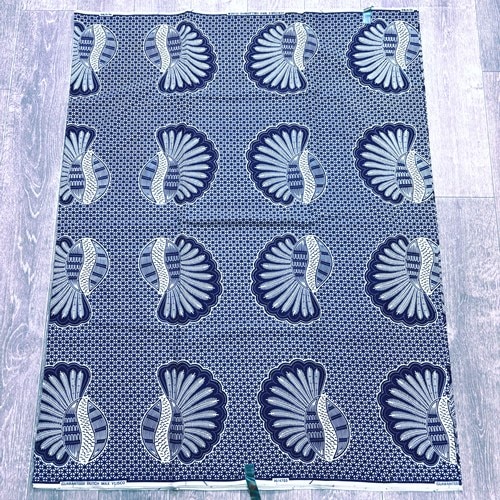 【サンプル処分】SP-125 アフリカンプリント 6ヤード　シールなし　ヤシの実 椰子 デニムブルーｘアイボリー 　アフリカンプリント アフリカ 布 ブロード カットクロス ハンドメイド パッチワーク エコバッグ 手芸材料 ダンス 舞台 衣装 通園通学に