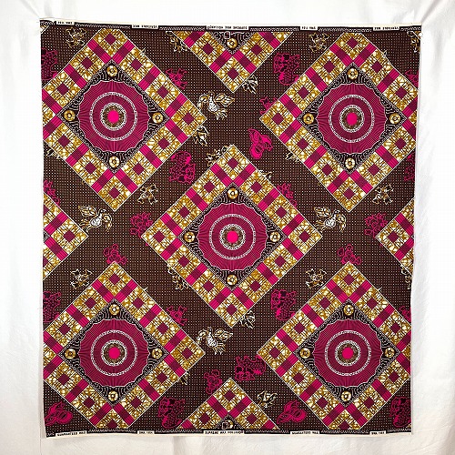 ＜sale＞アフリカンプリント生地 0.5m(50cm)単位 AP-12827 獅子 鳥 蓄音機 ピンク