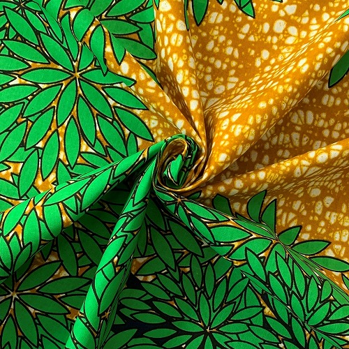 ＜sale＞アフリカンプリント生地　0.5m(50cm)単位　 AP-12703  豊かな森 新緑 春の昼下がり