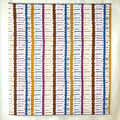 アフリカンプリント 布 生地 50cm単位 AP-13466  絞り染め柄 ピンク的紫  黄土色 ブルー  アフリカ 布 ブロード カットクロス ハンドメイド パッチワーク エコバッグ 手芸材料 ダンス 舞台 衣装 通園通学に