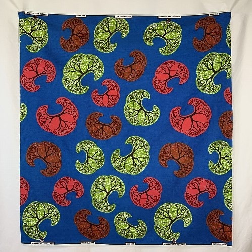 アフリカンプリント生地 0.5m(50cm)単位 AP-12708　空飛ぶ三本バオバブ 青地