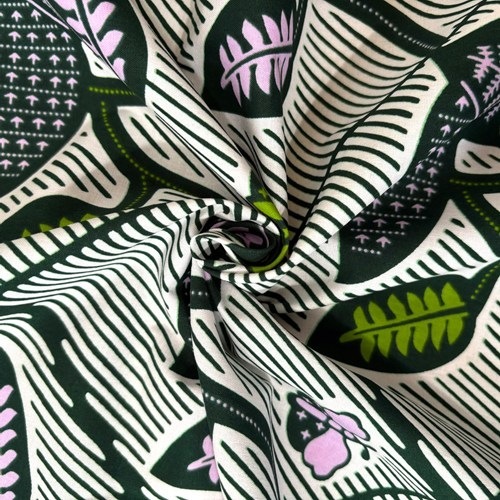 アフリカンプリント 布 生地 50cm単位 AP-13580  葉っぱ ラティス 蝶々 グリーンxピンク  アフリカ 布 ブロード カットクロス ハンドメイド パッチワーク エコバッグ 手芸材料 ダンス 舞台 衣装 通園通学に 