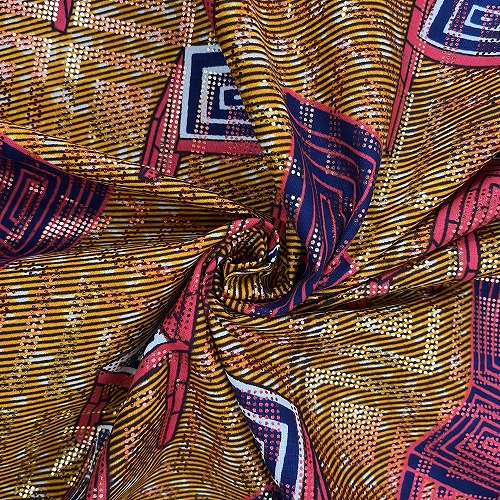 アフリカンプリント生地 50cm単位 AP-1064 ピンクと黄金ラメ ピンクと紺の椅子がある空間