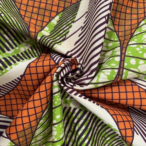 アフリカンプリント 布 生地 50cm単位 AP-13595  惑星整列 美しい宇宙 オレンジ   アフリカ 布 ブロード カットクロス ハンドメイド パッチワーク エコバッグ 手芸材料 ダンス 舞台 衣装 通園通学に