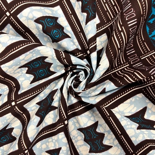 アフリカンプリント 布 生地 50cm単位 AP-13796　椅子 スツール 薄グレー白 ブルー 茶　アフリカ 布 ブロード カットクロス ハンドメイド パッチワーク エコバッグ 手芸材料 ダンス 舞台 衣装 通園通学に 