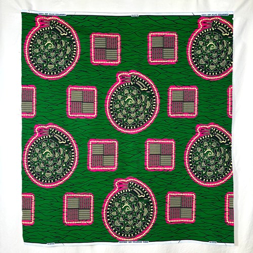 アフリカンプリント 布 生地 50cm単位 AP-13603 カタツムリ 渦巻き グリーンxピンク アフリカ 布 ブロード カットクロス ハンドメイド パッチワーク エコバッグ 手芸材料 ダンス 舞台 衣装 通園通学に 