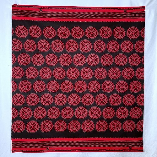 クラフト・布製品 M. アフリカンプリント 布 生地 50cm単位 AP-13274 ぐるぐる渦巻き 赤x黒