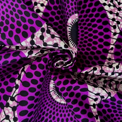 アフリカンプリント 布 生地 50cm単位 AP-13557  水紋 紫 薄赤紫地　アフリカ 布 ブロード カットクロス ハンドメイド パッチワーク エコバッグ 手芸材料 ダンス 舞台 衣装 通園通学に