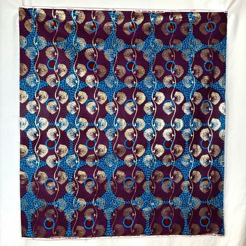 アフリカンプリント 布 生地 50cm単位 AP-1082  金ラメ 水紋 パープル ブルー地   アフリカ 布 ブロード カットクロス ハンドメイド パッチワーク エコバッグ 手芸材料 ダンス 舞台 衣装 通園通学に