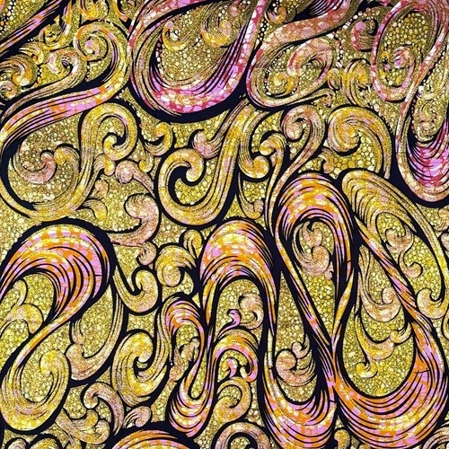 アフリカンプリント 布 生地 50cm単位 AP-1076 金ラメ 渦巻く水流 バロック調 ピンク   アフリカ 布 ブロード カットクロス ハンドメイド パッチワーク エコバッグ 手芸材料 ダンス 舞台 衣装 通園通学に