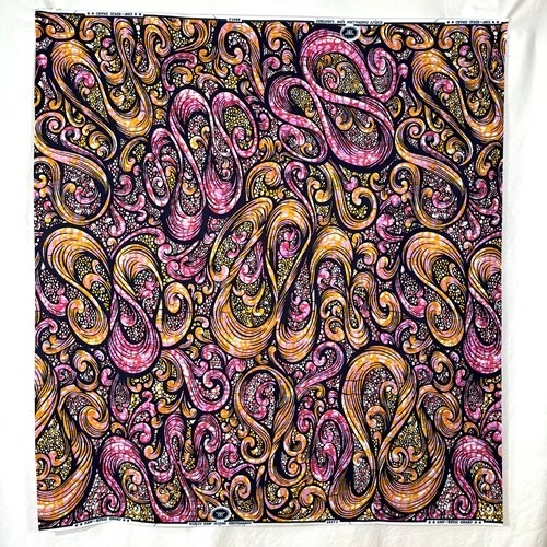 アフリカンプリント 布 生地 50cm単位 AP-1076 金ラメ 渦巻く水流 バロック調 ピンク   アフリカ 布 ブロード カットクロス ハンドメイド パッチワーク エコバッグ 手芸材料 ダンス 舞台 衣装 通園通学に