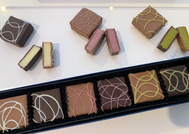 �ڥ��ꥹ�ޥ��ۡڿ��̸���ۥ��ꥹ�ޥ����꡿�ܥ�ܥ󥷥祳�飶�ģ�