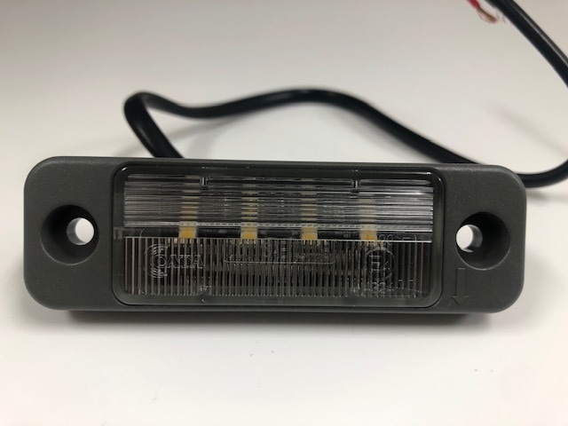 LEDライセンスプレートランプ　9-33V