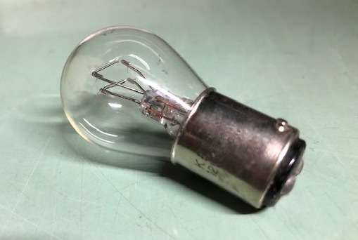 スペアバルブ 12V25W/8W