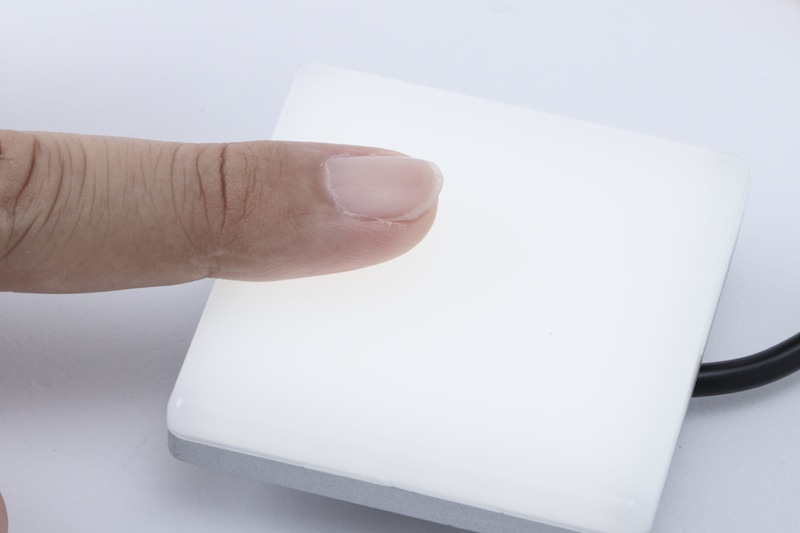 LEDﾀﾞｳﾝﾗｲﾄ60 ﾀｯﾁｽｲｯﾁ 5000K