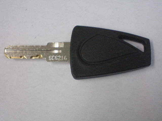 CTW4110補修部品 給水口キャップ用 鍵 NO.SCS216