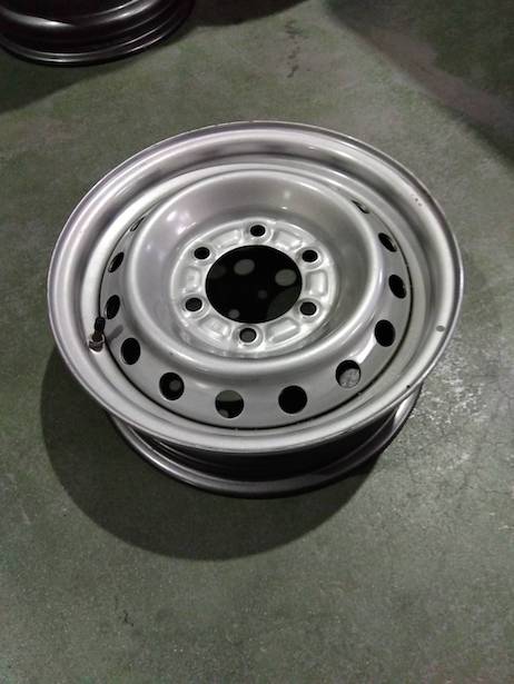 ジャンク品：TOYOTAカムロード純正スチールホイール　〈新車外し品〉