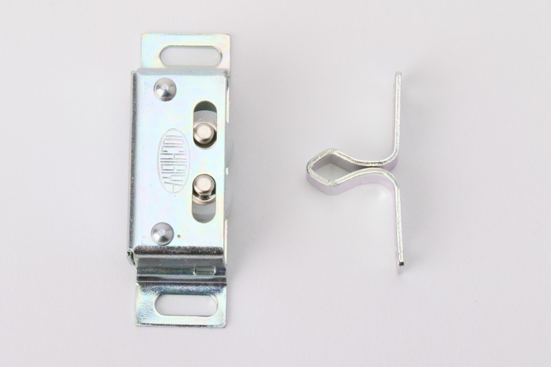 052064】ボックスローラーキャッチ TL-95