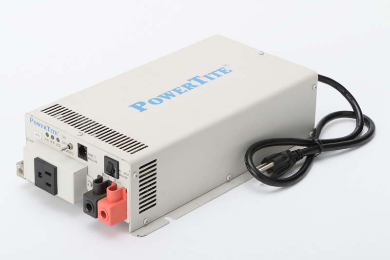 サイン波インバーター FI-SU603 12V600W