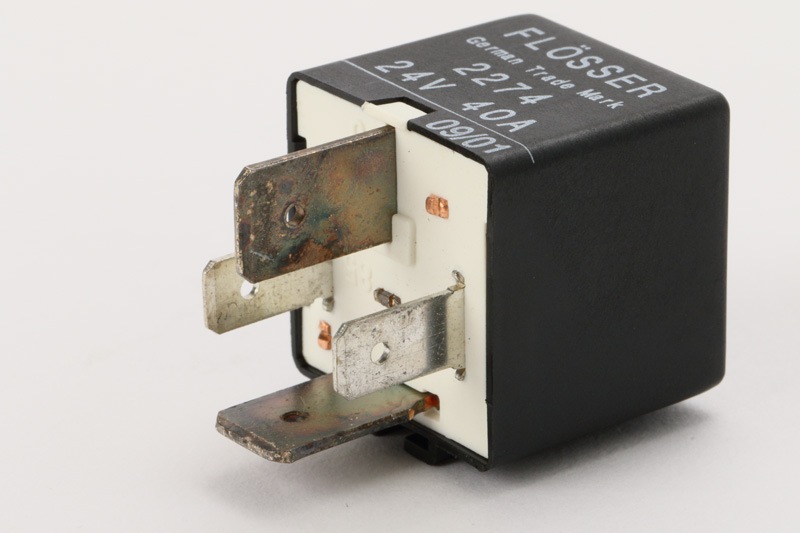 ２４Ｖ-４０Ａリレー 
