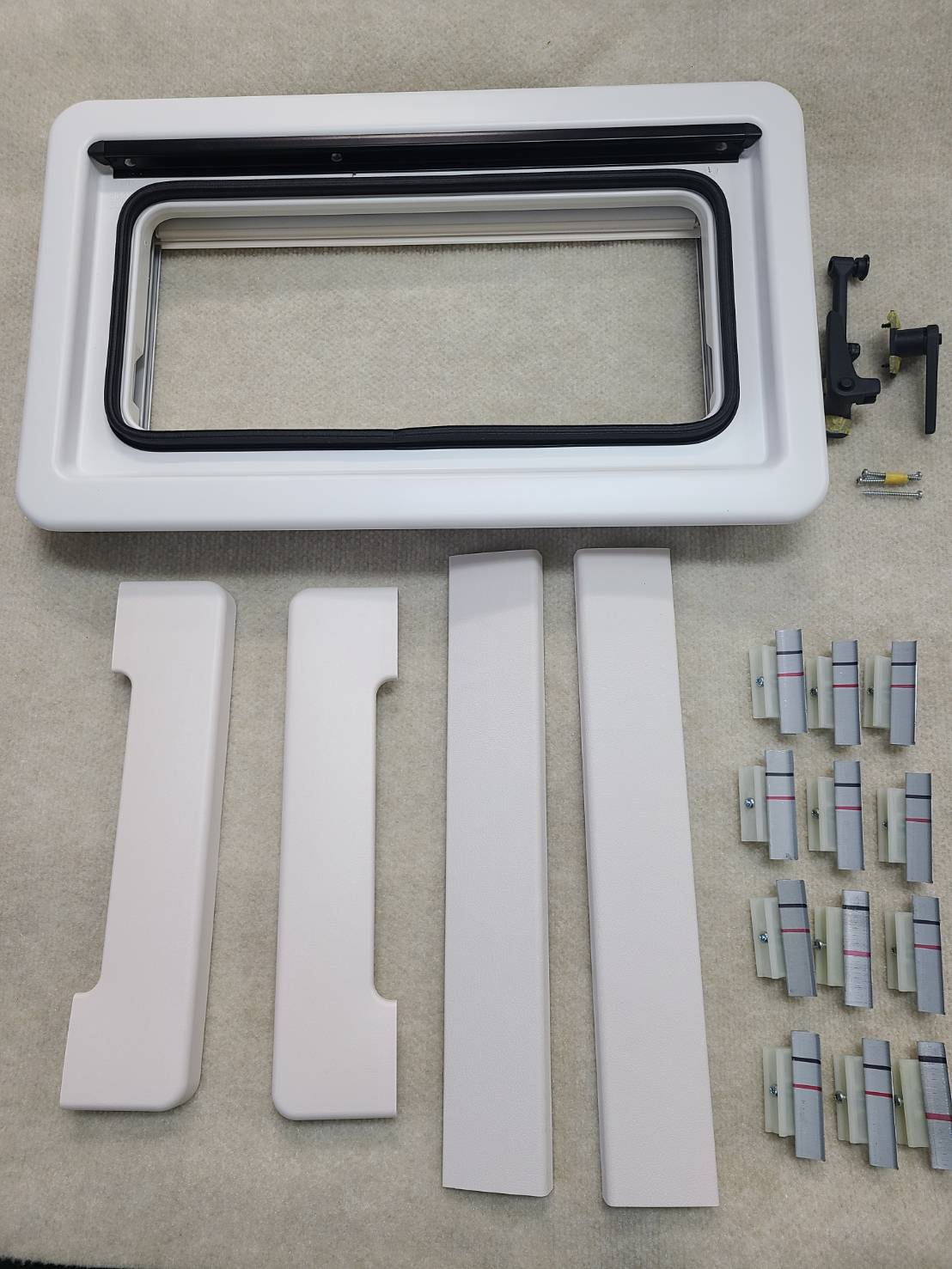 �����ȥ�åȡ�032072��Dometic ������륦����� D-LUX 500X300 -��