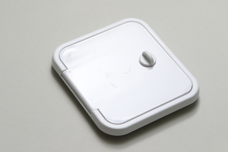 031009】点検ハッチ（ツイストロック）