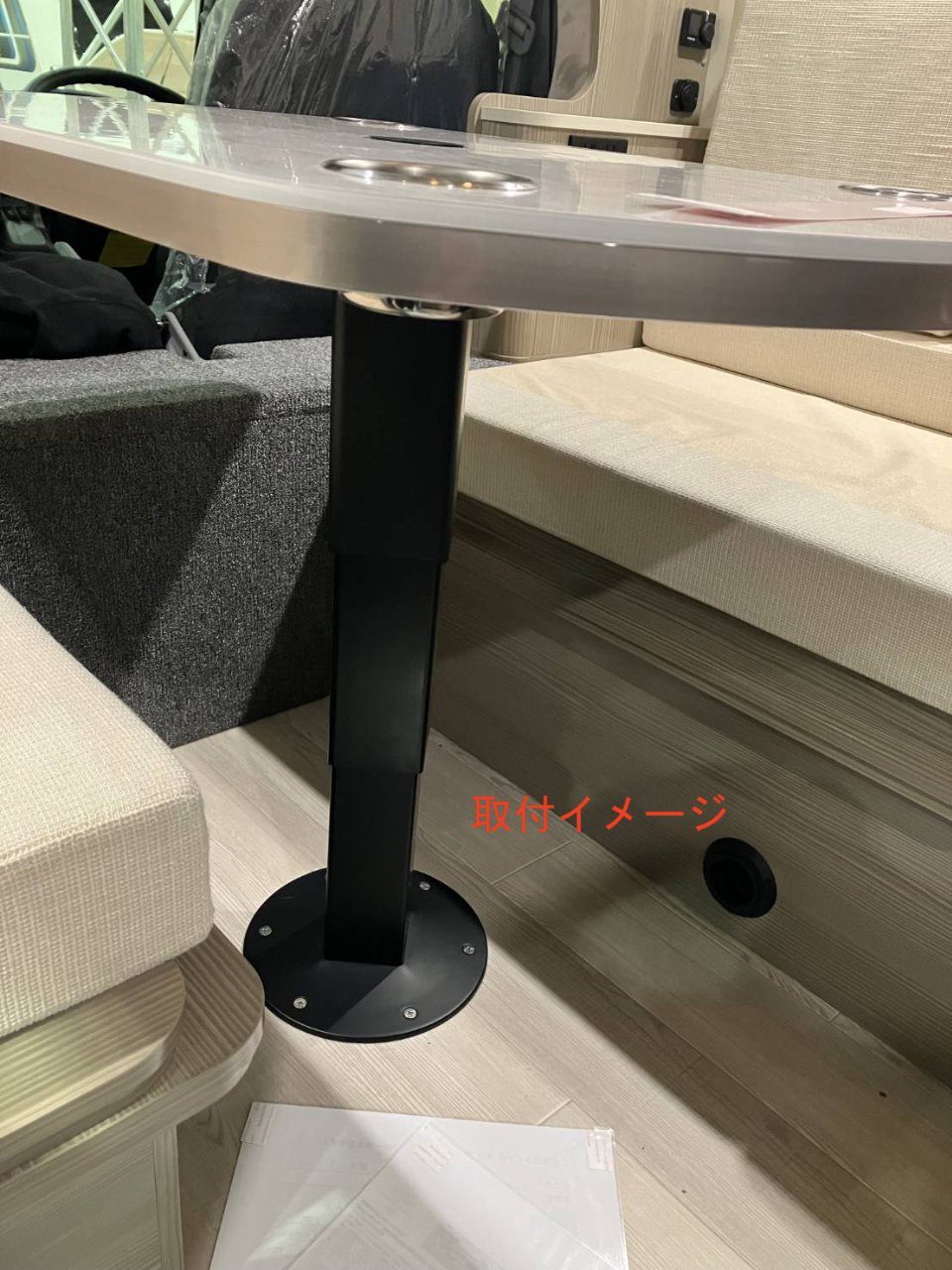 �ڡ�061069�ۥơ��֥��ե�